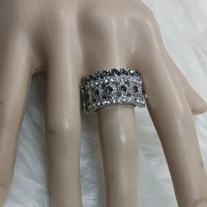 Paparazzi Silver and Black Gemstone Ring Strech